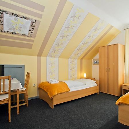 Hotel Neun 3/4 Celle Exteriör bild