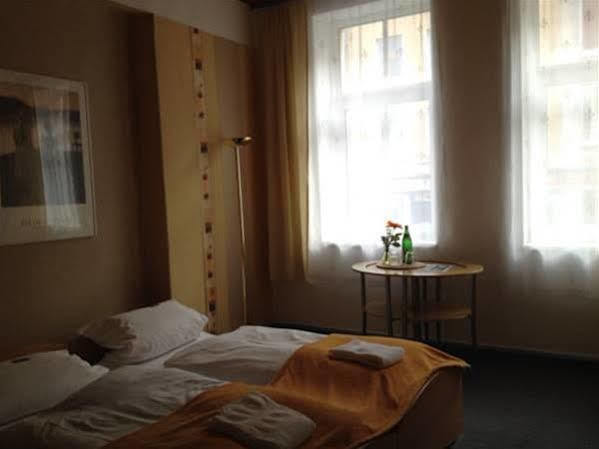 Hotel Neun 3/4 Celle Exteriör bild